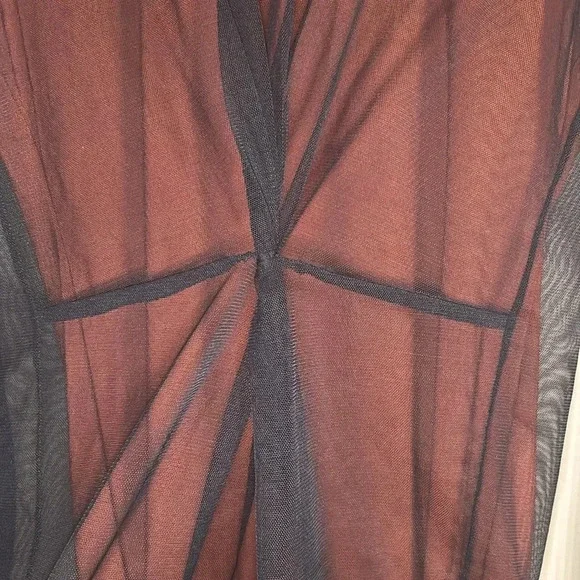 *NWT* DKNY Top with Twist Front and Mesh Overlay in Navy/Russet, S, Blue, Orange - Picture 6 of 10